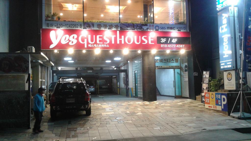 Yes Guesthouse Busan Exteriör bild