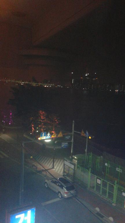 Yes Guesthouse Busan Exteriör bild