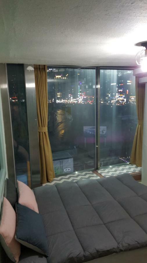 Yes Guesthouse Busan Exteriör bild